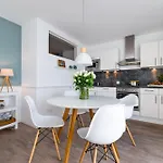 Pier 51 Apartamento