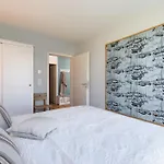 Pier 51 Apartamento *